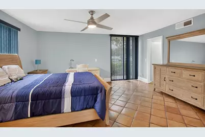 1202 S Lake Drive #105, Lantana, FL 33462 - Photo 17