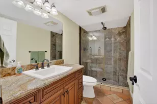 1202 S Lake Dr, Lantana, FL 33462 - Photo 23