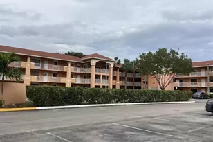 6900 SW 39th St, Davie, FL 33314 - Photo 1