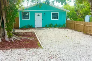801 Central Ave, Stuart, FL 34994 - Photo 11
