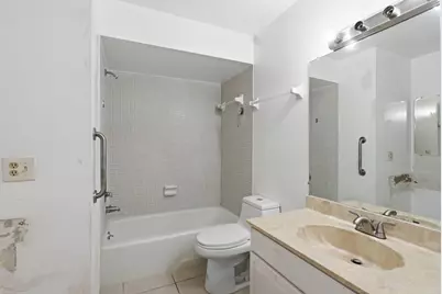 175 SE St Lucie Boulevard #D-2, Stuart, FL 34996 - Photo 13