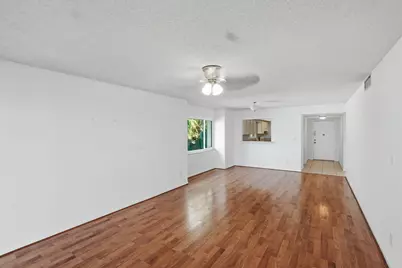 175 SE St Lucie Boulevard #D-2, Stuart, FL 34996 - Photo 7