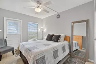 250 NE 20th St, Boca Raton, FL 33431 - Photo 11