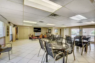250 NE 20th St, Boca Raton, FL 33431 - Photo 41