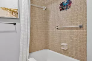 250 NE 20th St, Boca Raton, FL 33431 - Photo 23