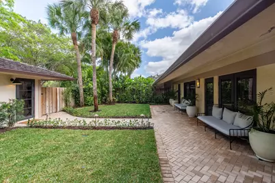 11669 Wimbledon Circle, Wellington, FL 33414 - Photo 5