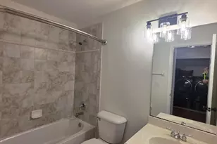 2214 SW Marshfield Ct, Port Saint Lucie, FL 34953 - Photo 9