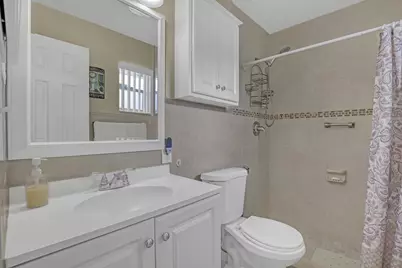 302 SW 8th Street, Boynton Beach, FL 33426 - Photo 17