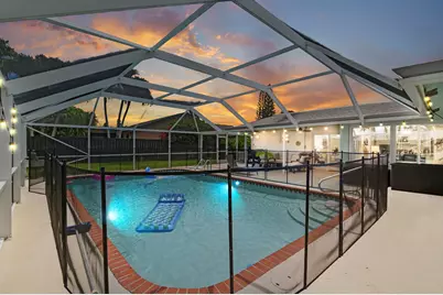 11249 Pine Valley Drive, Wellington, FL 33414 - Photo 29