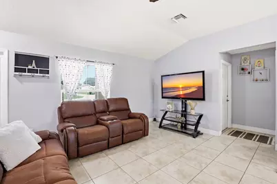 713 NW Biscayne Drive, Port Saint Lucie, FL 34983 - Photo 7