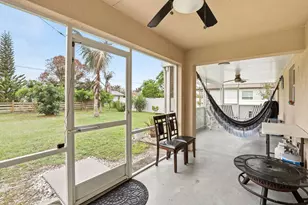 713 NW Biscayne Dr, Port Saint Lucie, FL 34983 - Photo 27