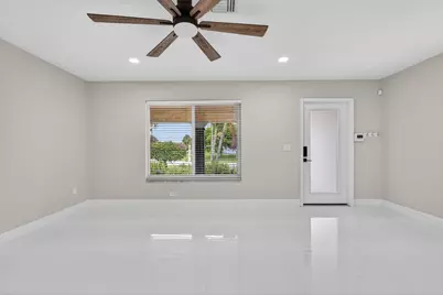 10339 Daphne Avenue, Palm Beach Gardens, FL 33410 - Photo 7