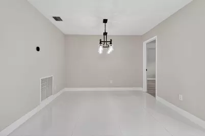 10339 Daphne Avenue, Palm Beach Gardens, FL 33410 - Photo 13