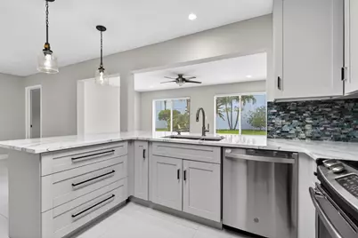 10339 Daphne Avenue, Palm Beach Gardens, FL 33410 - Photo 17