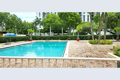 11111 Biscayne Boulevard #Tower 2 - 4C or 427, Miami, FL 33181 - Photo 23