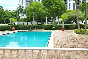 11111 Biscayne Blvd, Miami, FL 33181 - Photo 23