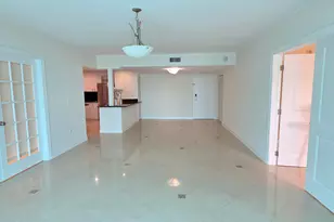 11111 Biscayne Blvd, Miami, FL 33181 - Photo 7