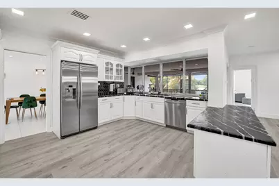 3630 N 55th Avenue, Hollywood, FL 33021 - Photo 11