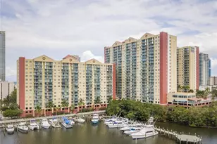 16900 N Bay Rd, Sunny Isles Beach, FL 33160 - Photo 9