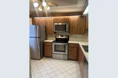3636 Whitehall Drive #204, West Palm Beach, FL 33401 - Photo 7