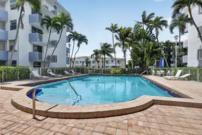 1801 S Treasure Drive #415, North Bay Village, FL 33141 - Photo 1