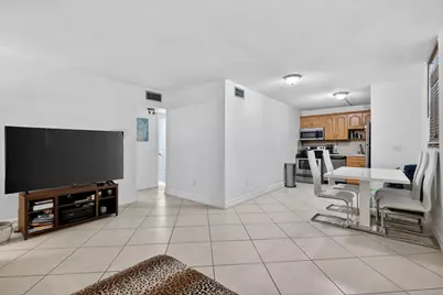 1801 S Treasure Drive #415, North Bay Village, FL 33141 - Photo 29