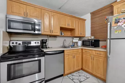 1801 S Treasure Drive #415, North Bay Village, FL 33141 - Photo 3