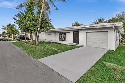 6812 NW 74th Place, Tamarac, FL 33321 - Photo 3