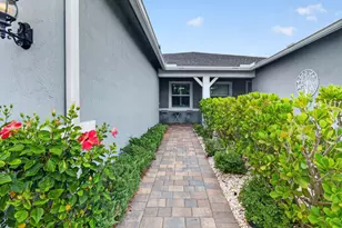 12847 SW Vermillion Cir, Port Saint Lucie, FL 34987 - Photo 5