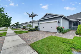 12847 SW Vermillion Cir, Port Saint Lucie, FL 34987 - Photo 3