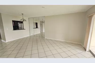 9911 Sandalfoot Boulevard #116, Boca Raton, FL 33428 - Photo 5