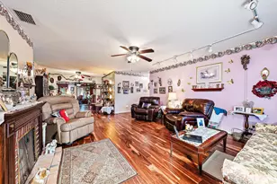 113 Cordoba Cir, Royal Palm Beach, FL 33411 - Photo 7