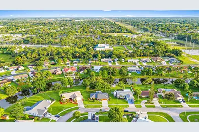 113 Cordoba Circle, Royal Palm Beach, FL 33411 - Photo 25