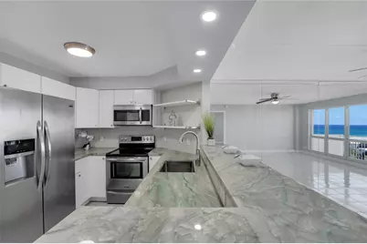 133 N Pompano Beach Boulevard #806, Pompano Beach, FL 33062 - Photo 9