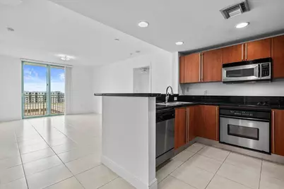 610 Clematis Street #704, West Palm Beach, FL 33401 - Photo 3