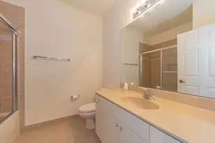 2563 SW Stockbridge Sq Square SW, Vero Beach, FL 32962 - Photo 19