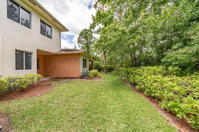 2563 SW Stockbridge Sq Square SW, Vero Beach, FL 32962 - Photo 27