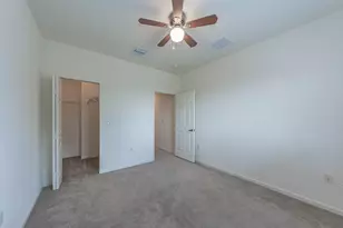 2563 SW Stockbridge Sq Square SW, Vero Beach, FL 32962 - Photo 21