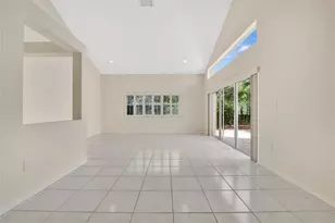 1840 Sweetbay Way, Hollywood, FL 33019 - Photo 11