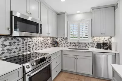 157 Atlantis Boulevard #103, Atlantis, FL 33462 - Photo 5