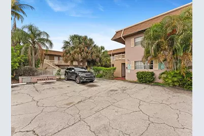 241 SE 9th Avenue #104, Pompano Beach, FL 33060 - Photo 9