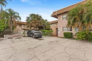 241 SE 9th Ave, Pompano Beach, FL 33060 - Photo 9