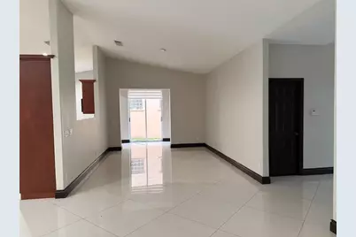 9141 NW 152nd Street, Miami Lakes, FL 33018 - Photo 5