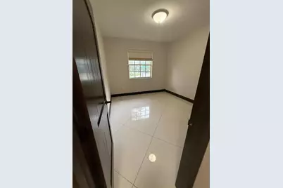 9141 NW 152nd Street, Miami Lakes, FL 33018 - Photo 15