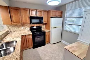 1719 Whitehall Dr, Davie, FL 33324 - Photo 17