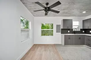 318 N E St, Lake Worth, FL 33460 - Photo 7