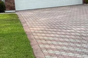 1910 NE 52nd Street NE, Fort Lauderdale, FL 33308 - Photo 5