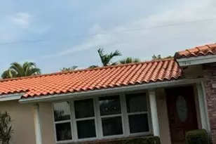 1910 NE 52nd Street NE, Fort Lauderdale, FL 33308 - Photo 3