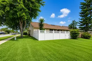 7958 Piper Ln, Lake Worth, FL 33463 - Photo 23