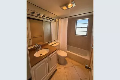 184 Easthampton H, West Palm Beach, FL 33417 - Photo 9